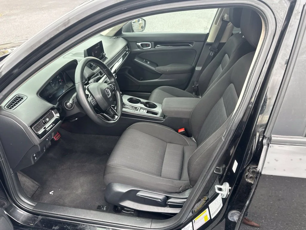 Used 2023 Black Honda EX image 9