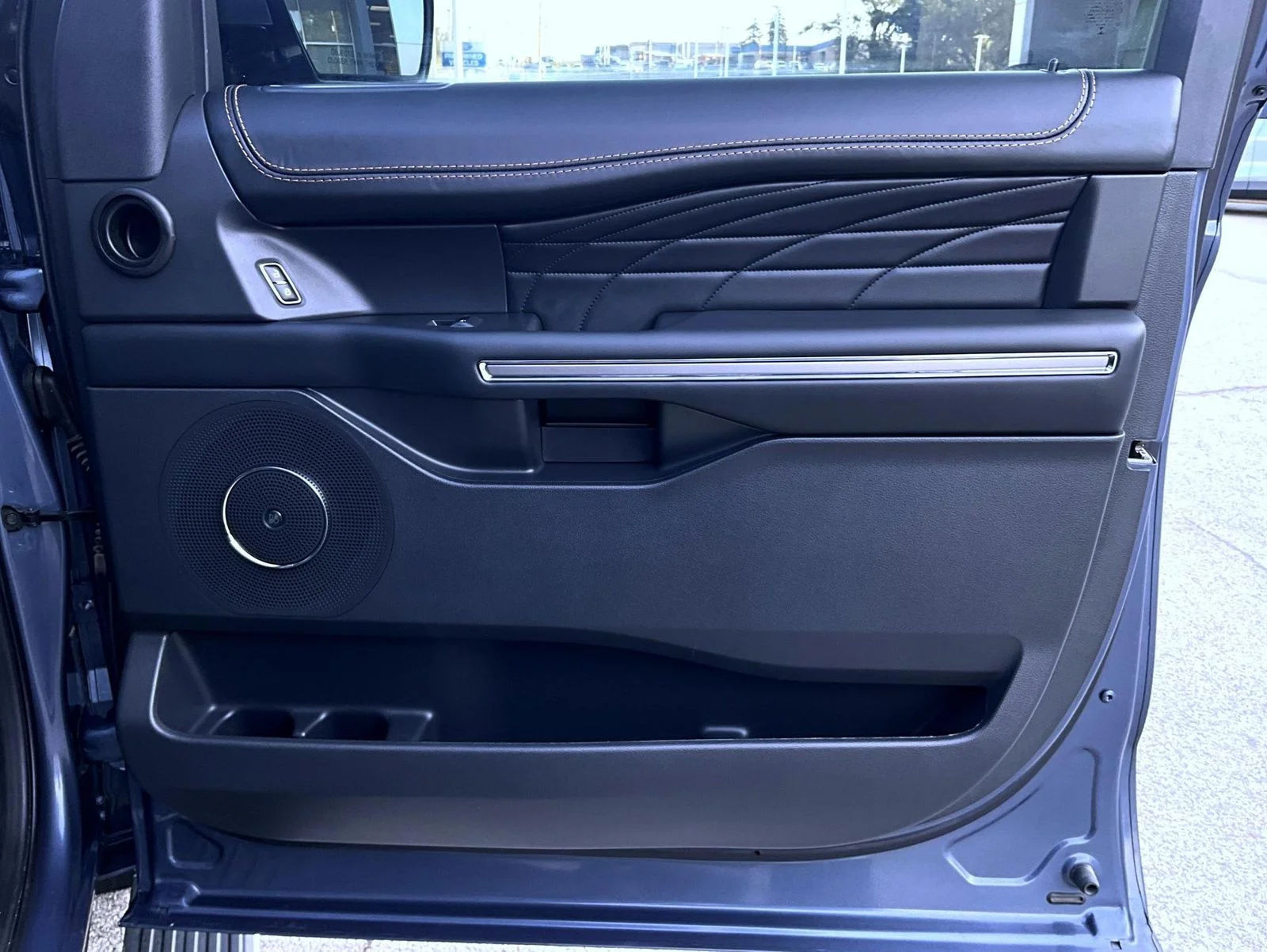 Used 2023 Blue Ford Platinum image 20