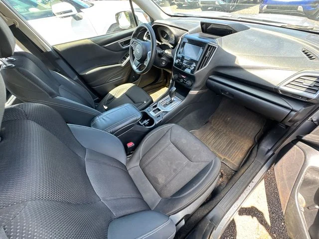 Used 2021 Silver Subaru Base image 16