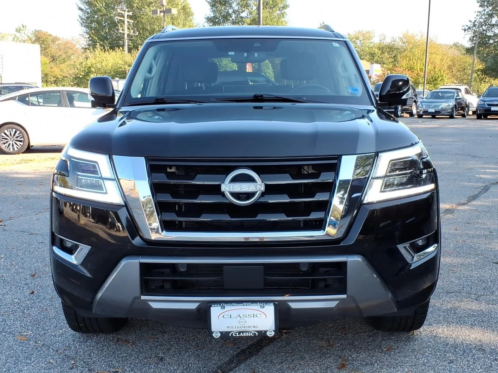Used 2023 Super Black Nissan SL image 2