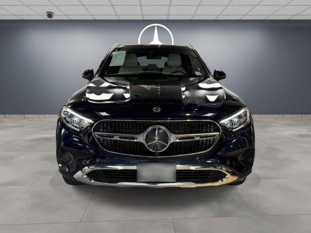 Used 2024 Blue Mercedes-Benz GLC 300 image 2