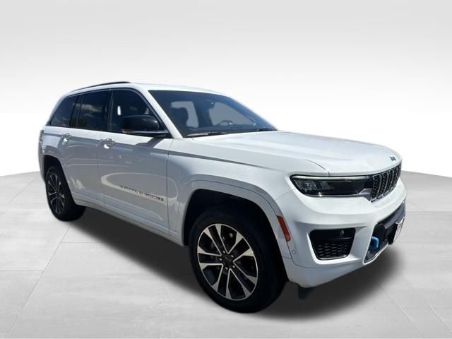 Used 2023 White Jeep Overland 4xe image 11