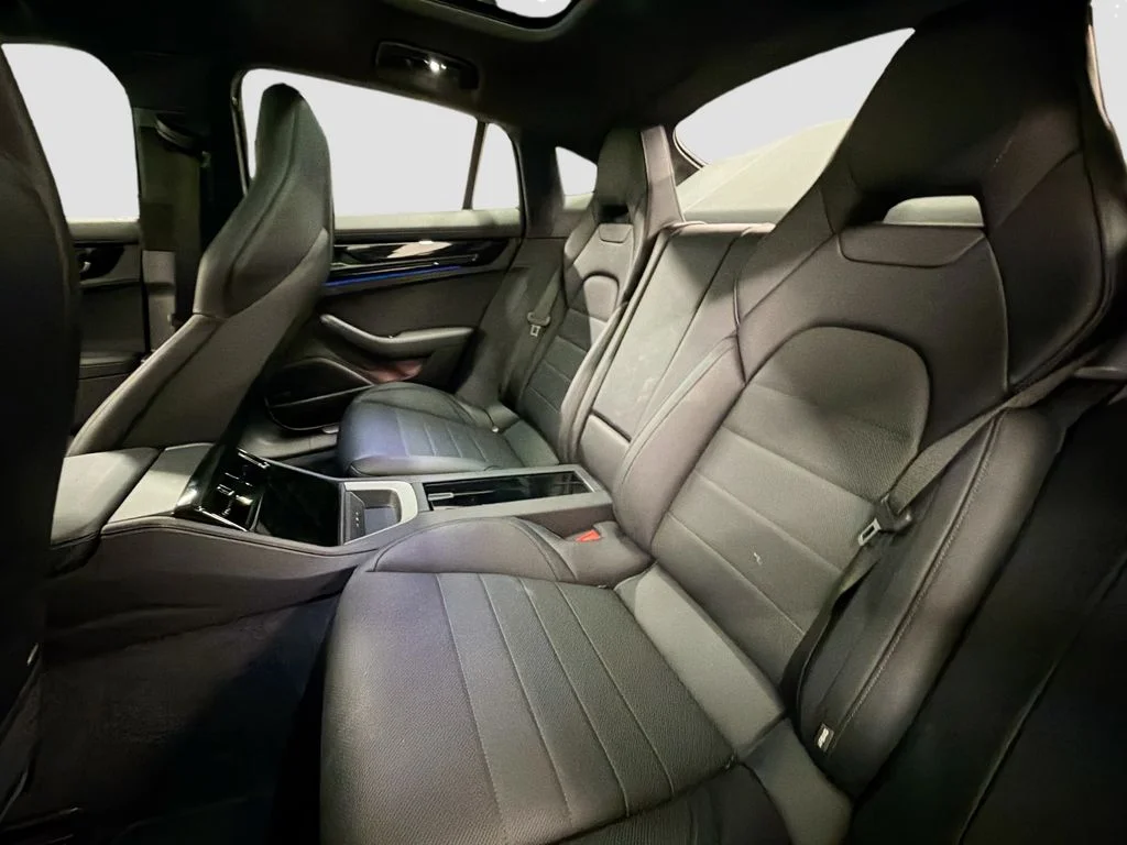 Certified Used 2025 White Porsche 4 image 25