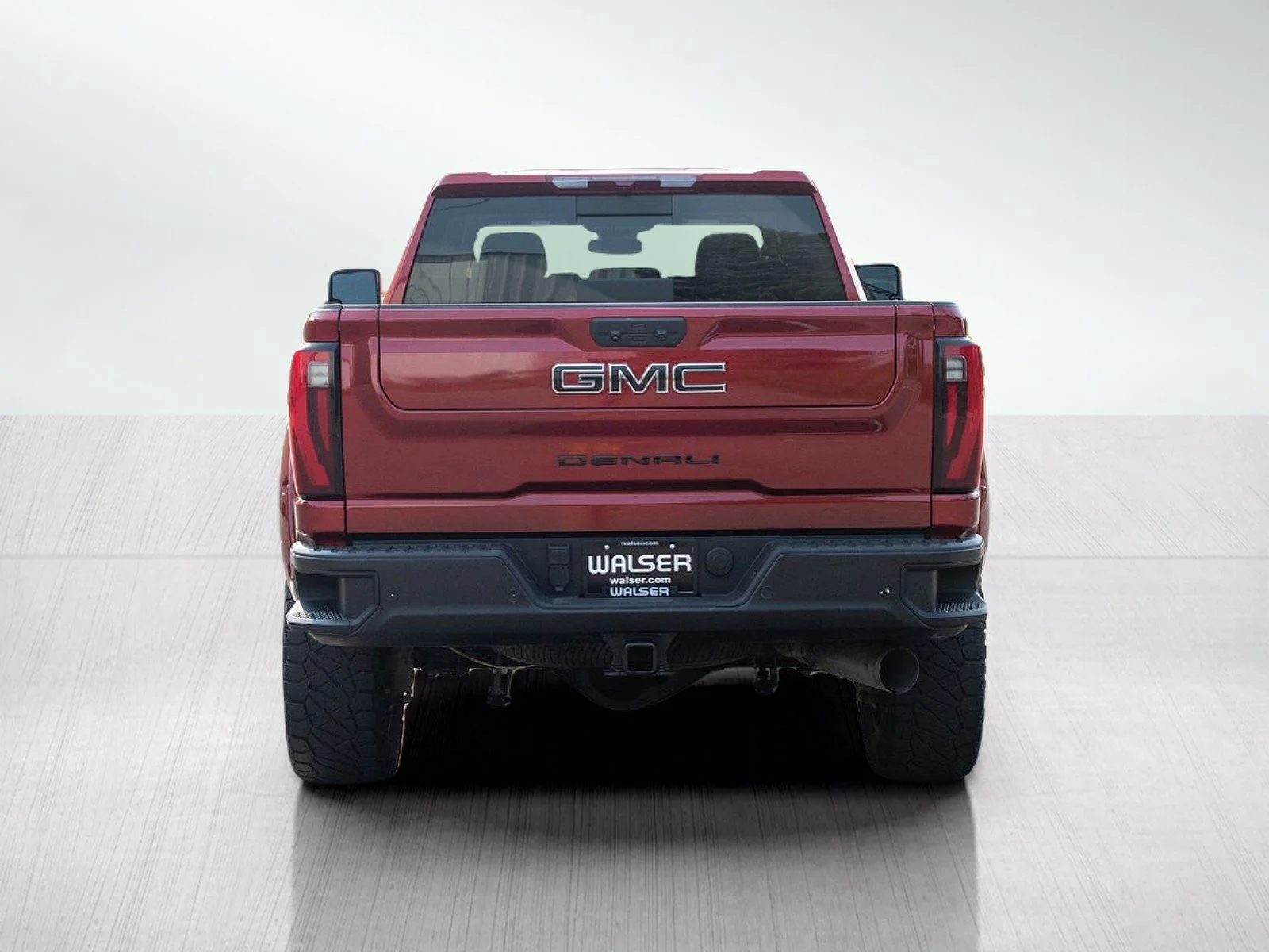 Used 2024 Volcanic Red Tintcoat GMC SLT image 4