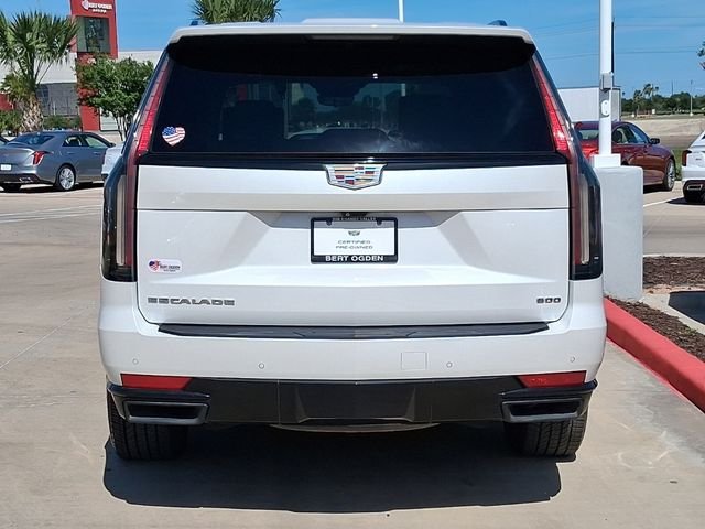 Used 2022 White Cadillac Sport Platinum image 4