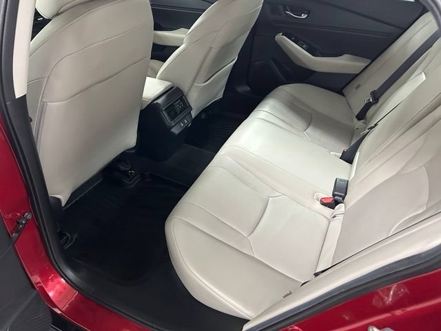 Used 2024 Red Honda Touring image 15