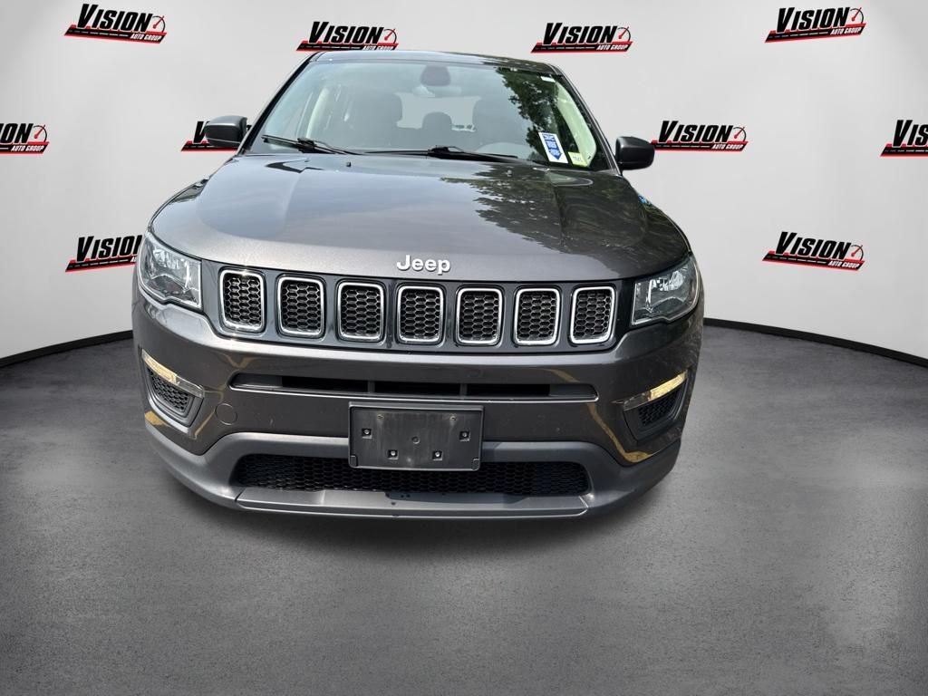 Used 2019 Gray Jeep Sport image 2