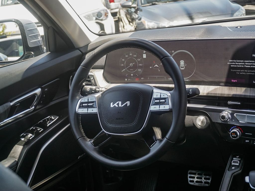 Used 2024 Silver Kia SX image 16