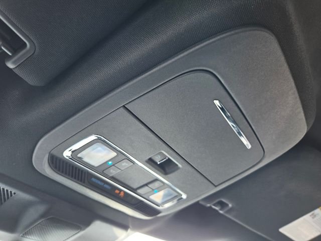 Used 2024 Black Metallic Ford Lariat image 15