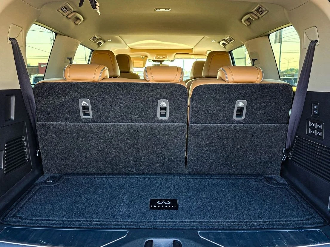 New 2026 RADIANT WHITE INFINITI Luxe 4WD image 35