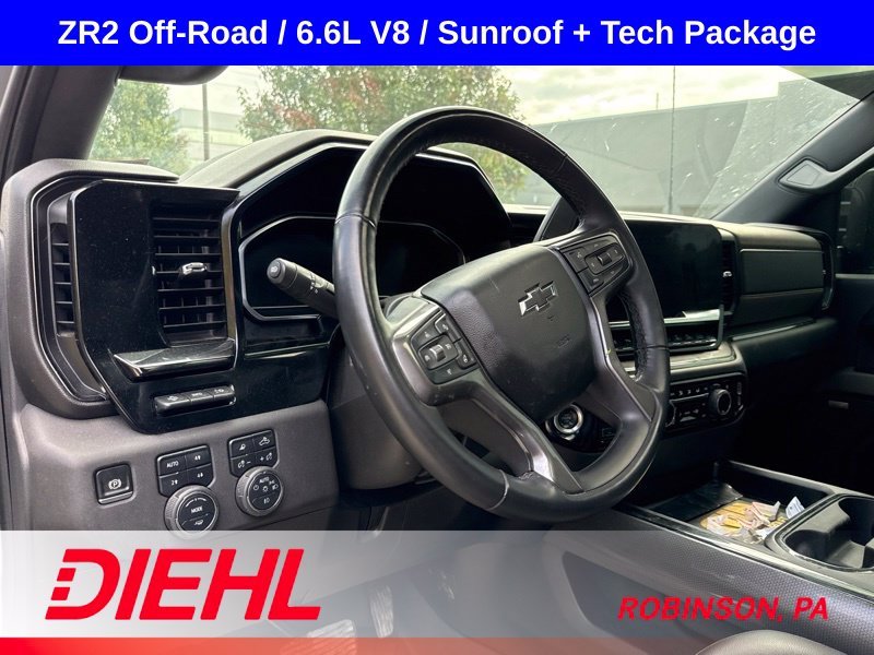 Used 2025 Gray Chevrolet ZR2 image 23
