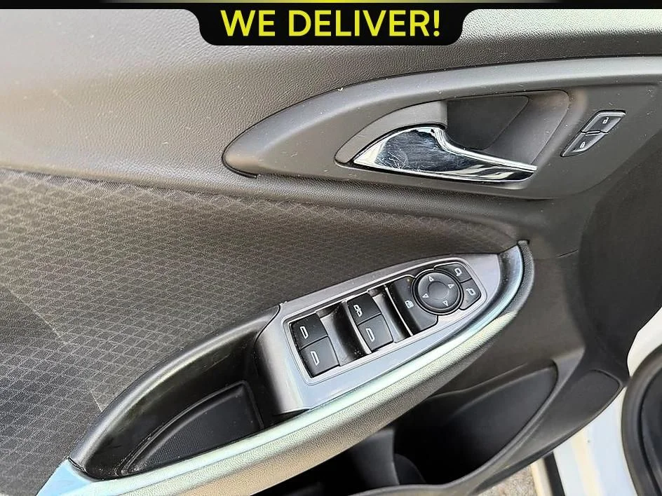 Used 2016 White Chevrolet LT image 10