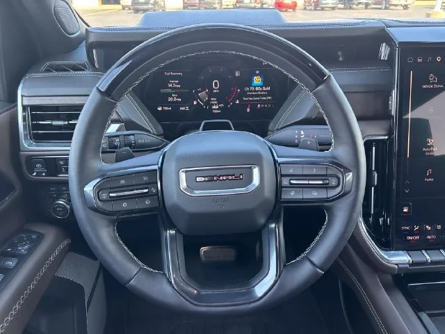 Used 2026 Onyx Black GMC Denali Ultimate image 17