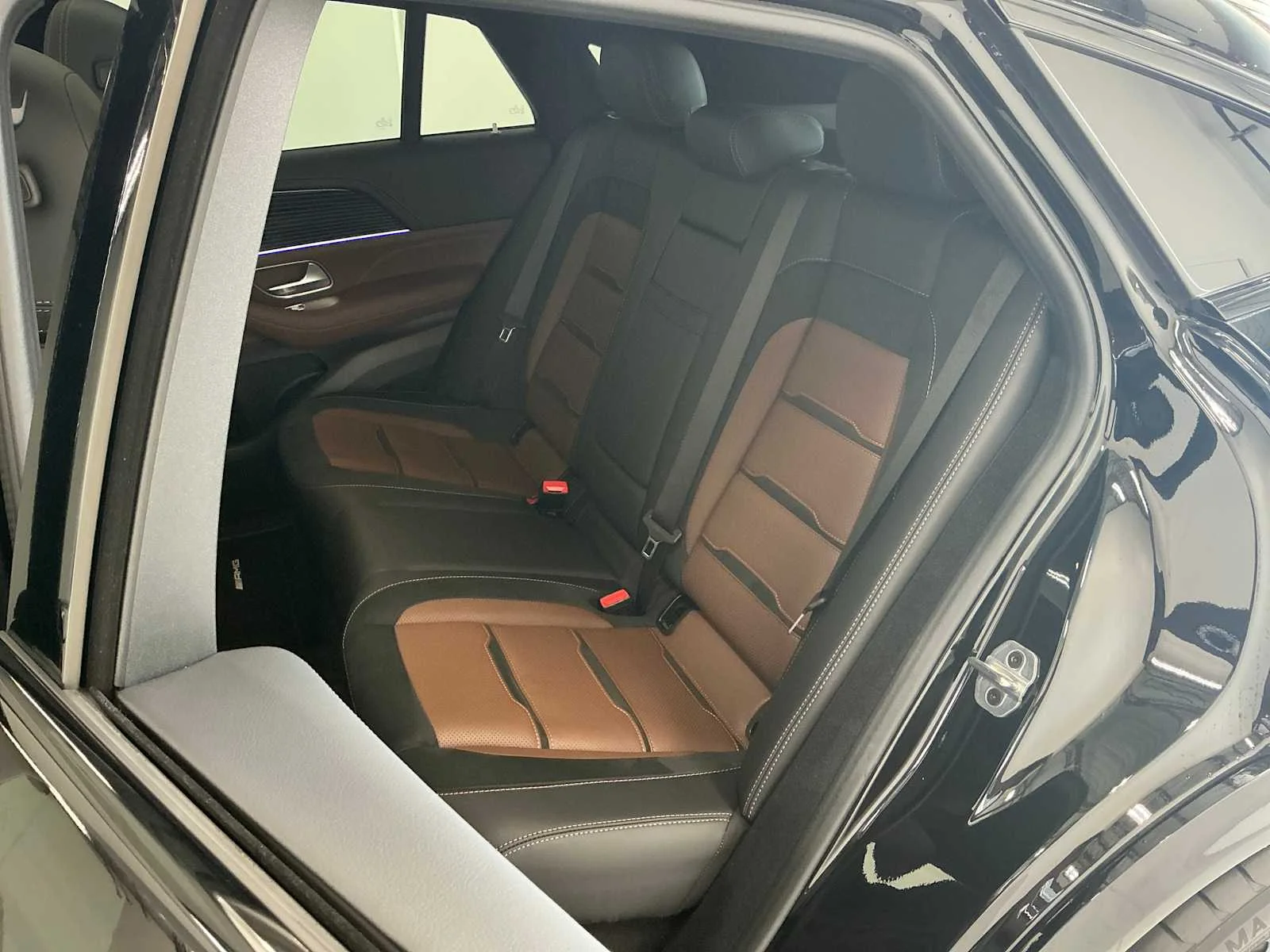 Certified Used 2025 Obsidian Black Metallic Mercedes-Benz AMG® GLE 53 image 25