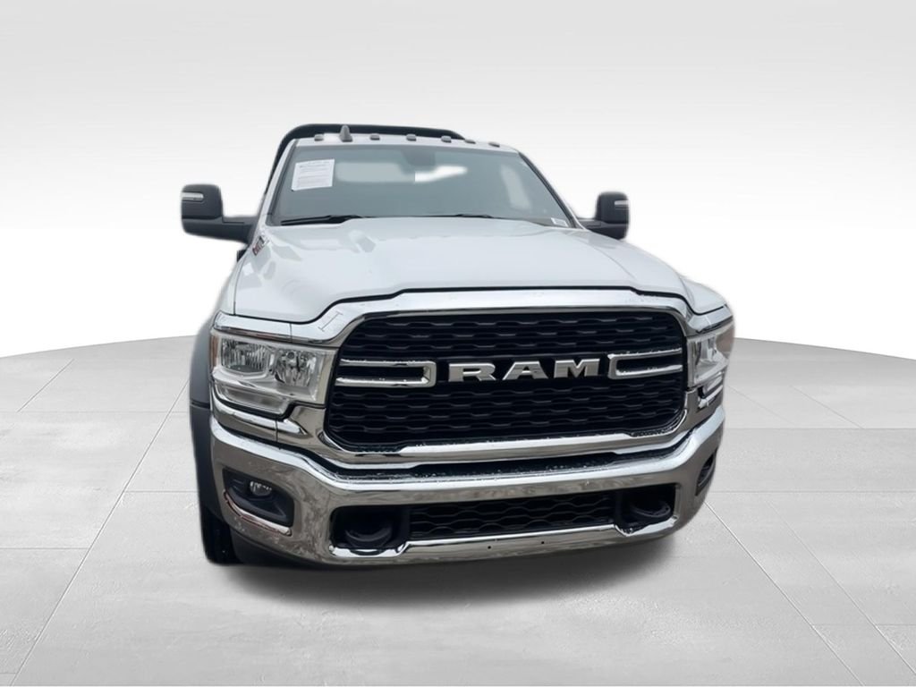 Used 2024 White Ram SLT image 4