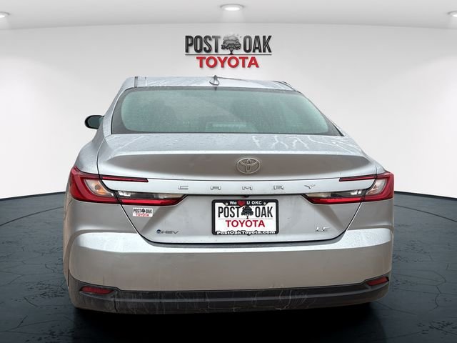 2025 Toyota Camry LE - Photo 6