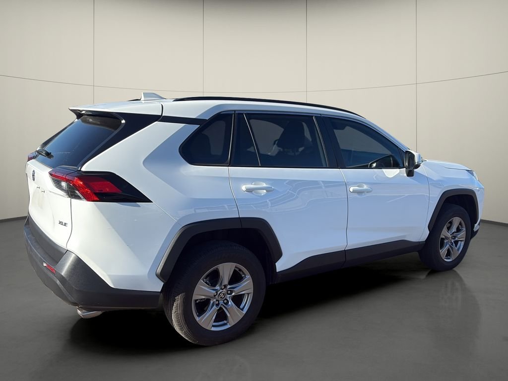 Used 2023 White Toyota XLE image 7