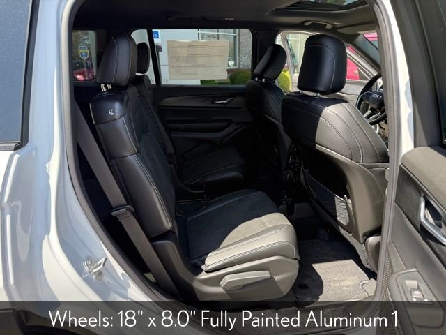 New 2025 Bright White Clear-Coat Exterior Paint Jeep Altitude X image 23