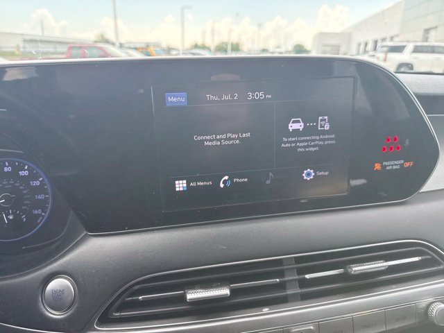 Used 2022 Black Hyundai SEL image 5