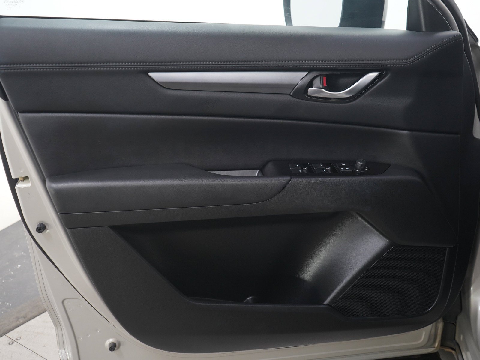 Used 2025 Platinum Quartz Metallic Mazda 2.5 S Select Package image 21