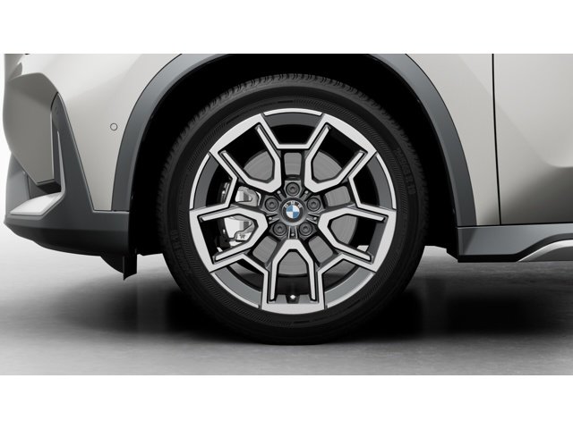 New 2026 Space Silver Metallic BMW xDrive28i image 7