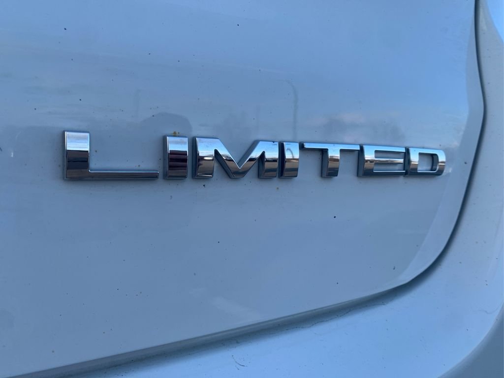 Used 2026 White Jeep Limited image 14