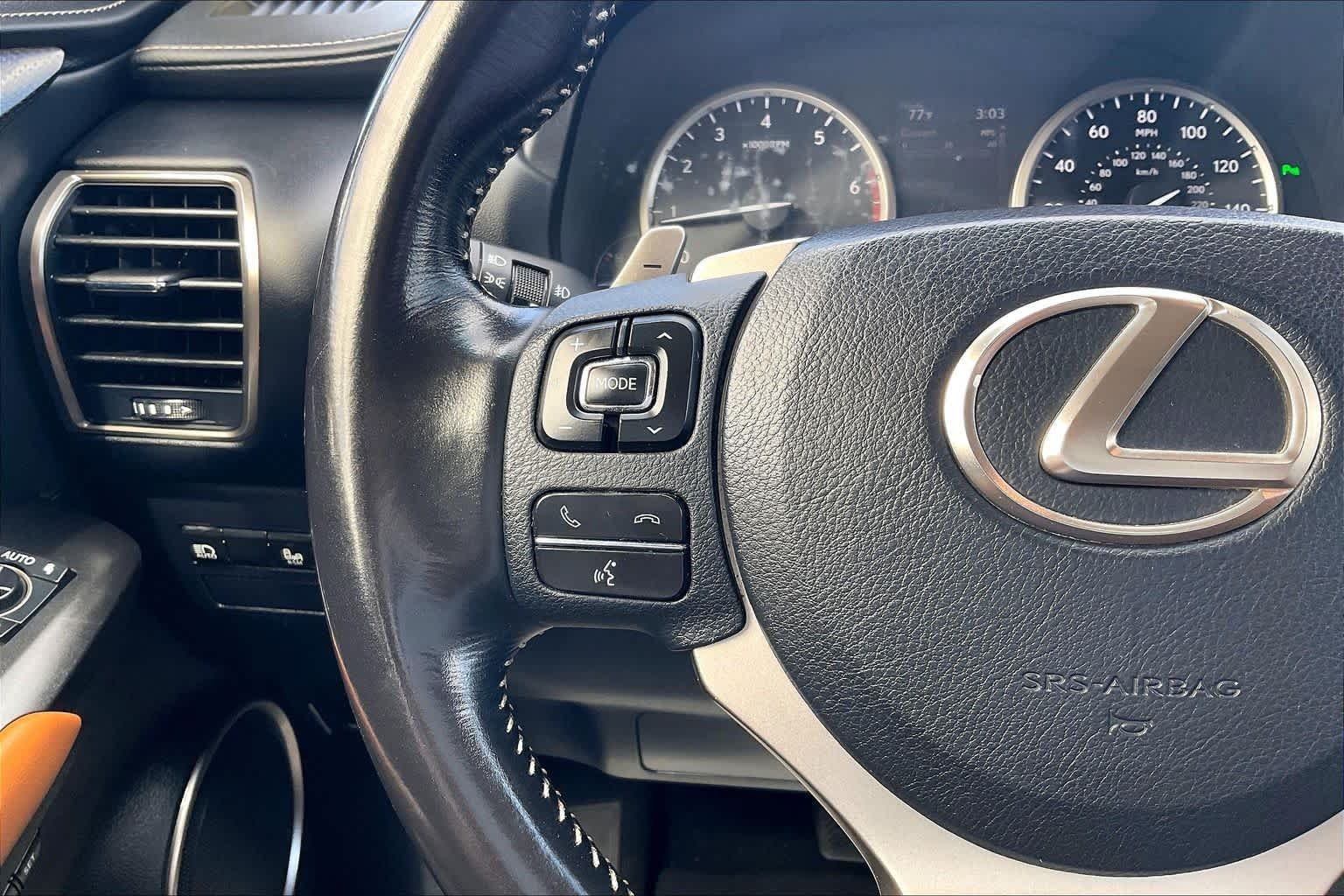 Used 2018 Atomic Silver Lexus  image 23