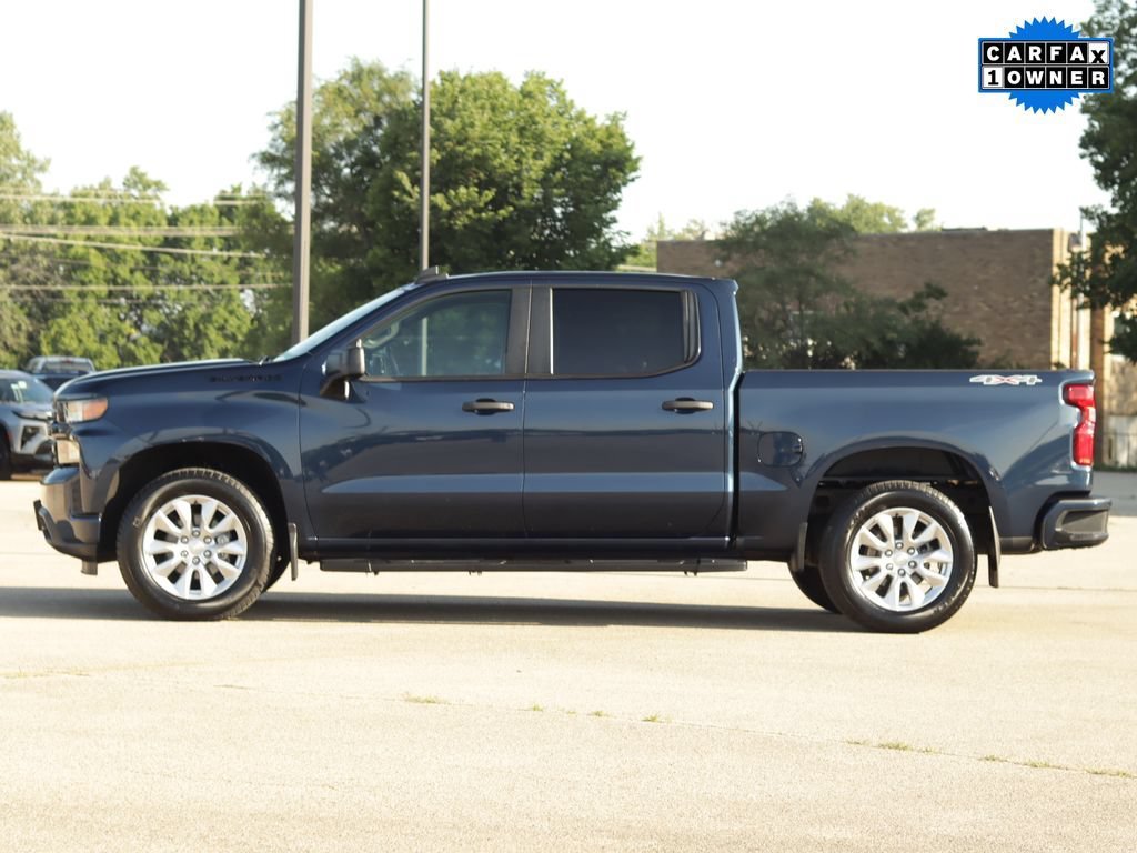 Used 2022 Northsky Blue Metallic Chevrolet Custom image 4