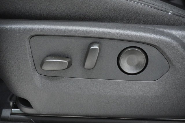2026 GMC Sierra 1500 SLT - Photo 21