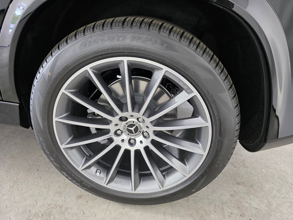 New 2026 Black Mercedes-Benz GLE 450 image 12