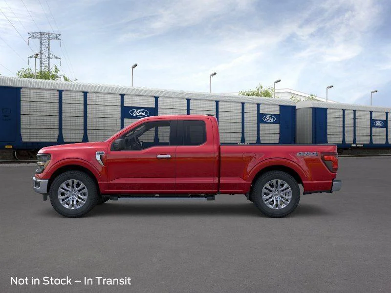 New 2026 RR RUBY RED METALLIC TINTED CC Ford XLT image 4