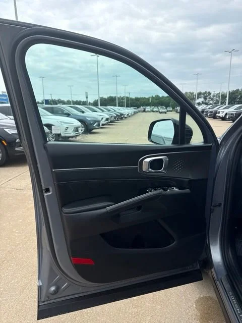 Used 2021 Gray Kia SX image 9