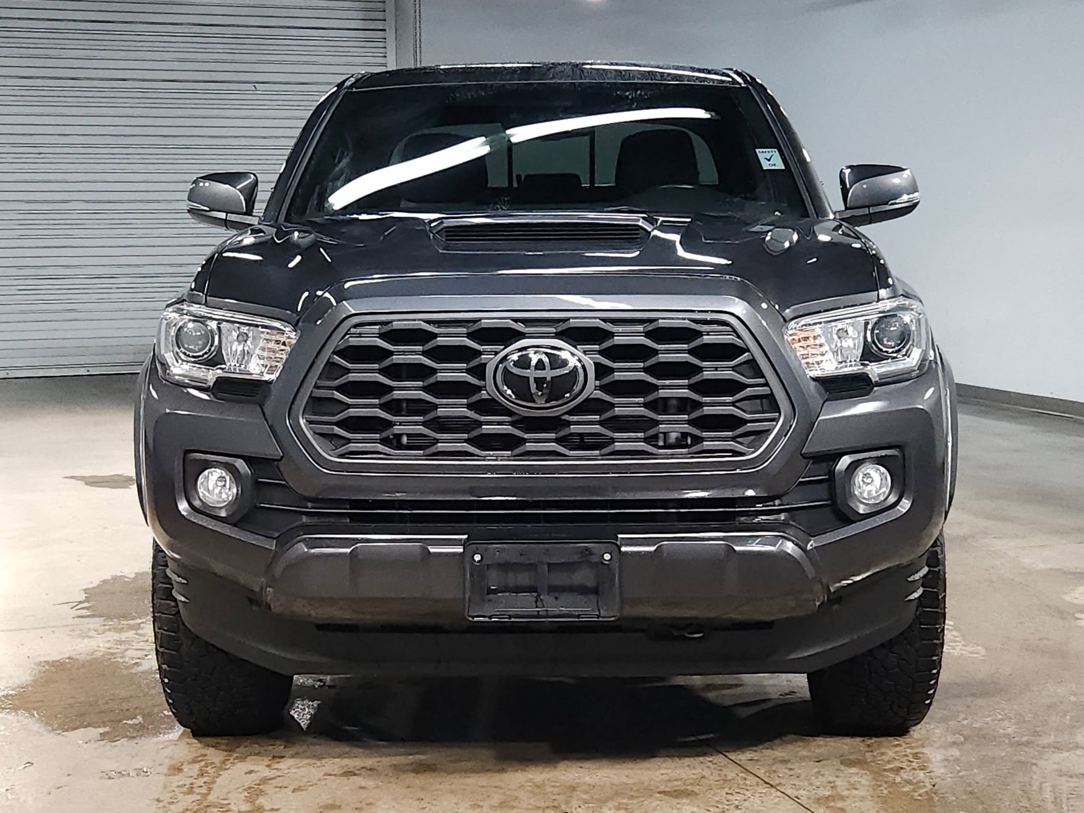 Used 2021 Toyota Tacoma TRD Sport with VIN 3TMAZ5CN2MM159233 for sale in Little Rock