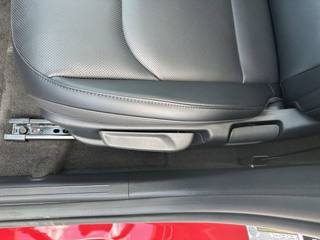 New 2026 Currant Red Kia EX image 4