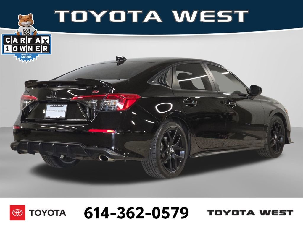 Used 2024  Honda Base image 7
