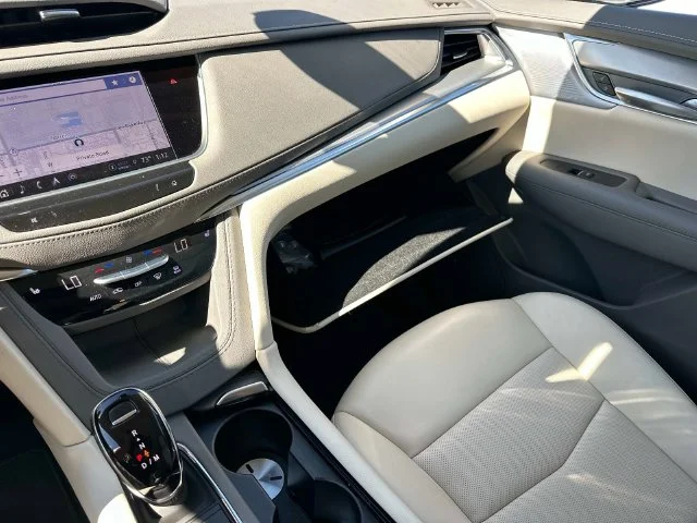 Used 2024 Green Cadillac Premium Luxury image 35
