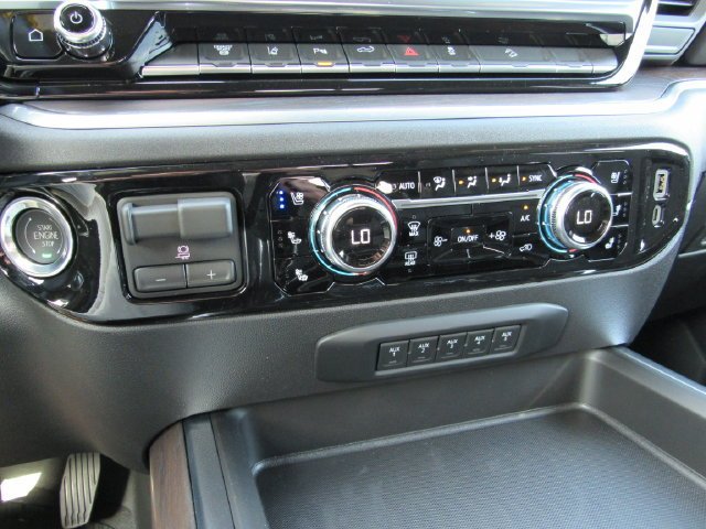 New 2026 Titanium Rush Metallic GMC SLT image 23