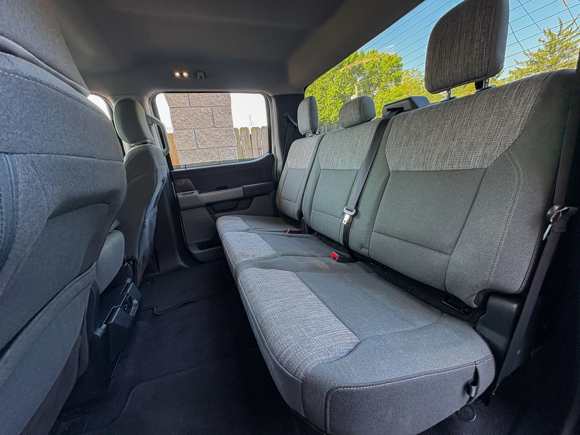 Used 2023 Silver Ford XLT image 26