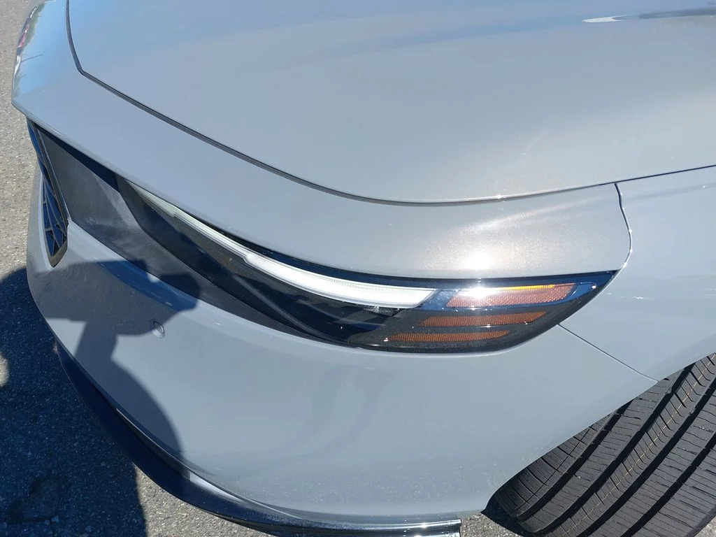 Used 2024  Honda Touring image 29