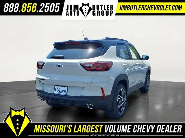 New 2026 White Sands Chevrolet RS image 21