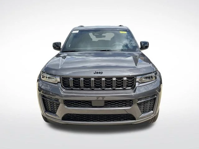New 2026 Gray Jeep Altitude image 2