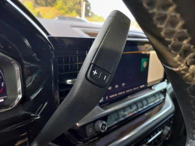 Used 2024 Lakeshore Blue Metallic Chevrolet LT image 17