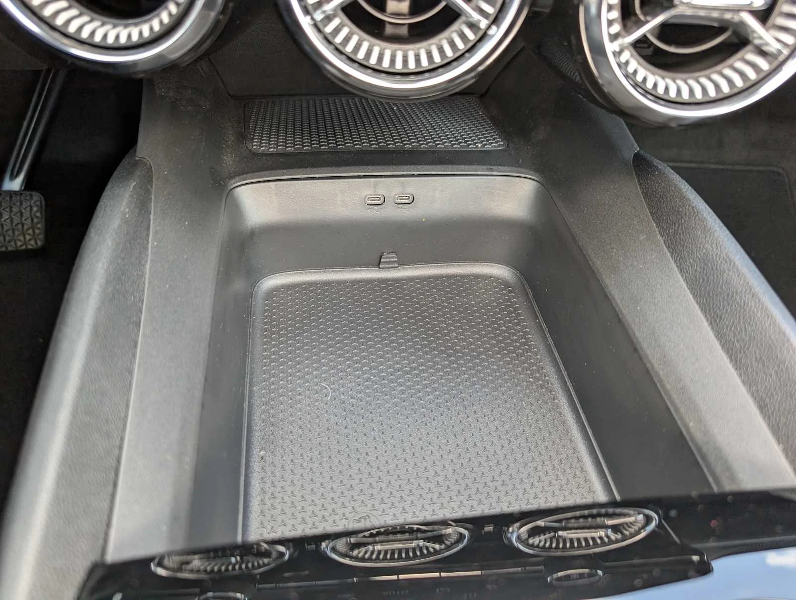 New 2025 Summit White Chevrolet AWD LT image 24