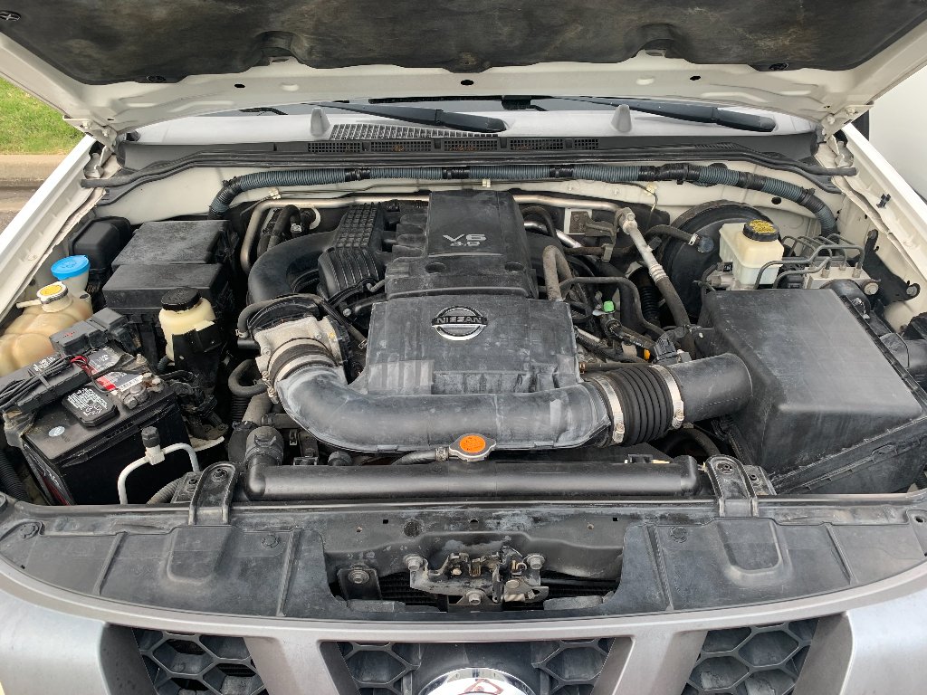 Used 2007 Avalanche Nissan S image 34