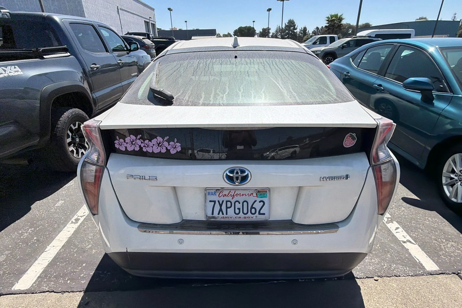 Used 2017 White Toyota Four image 6
