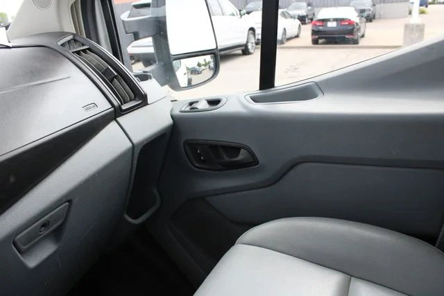 Used 2018 White Ford Base image 21