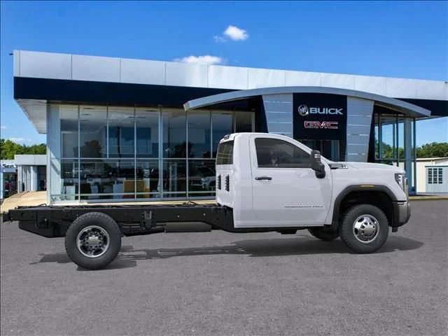 New 2026 Summit White GMC Pro image 5