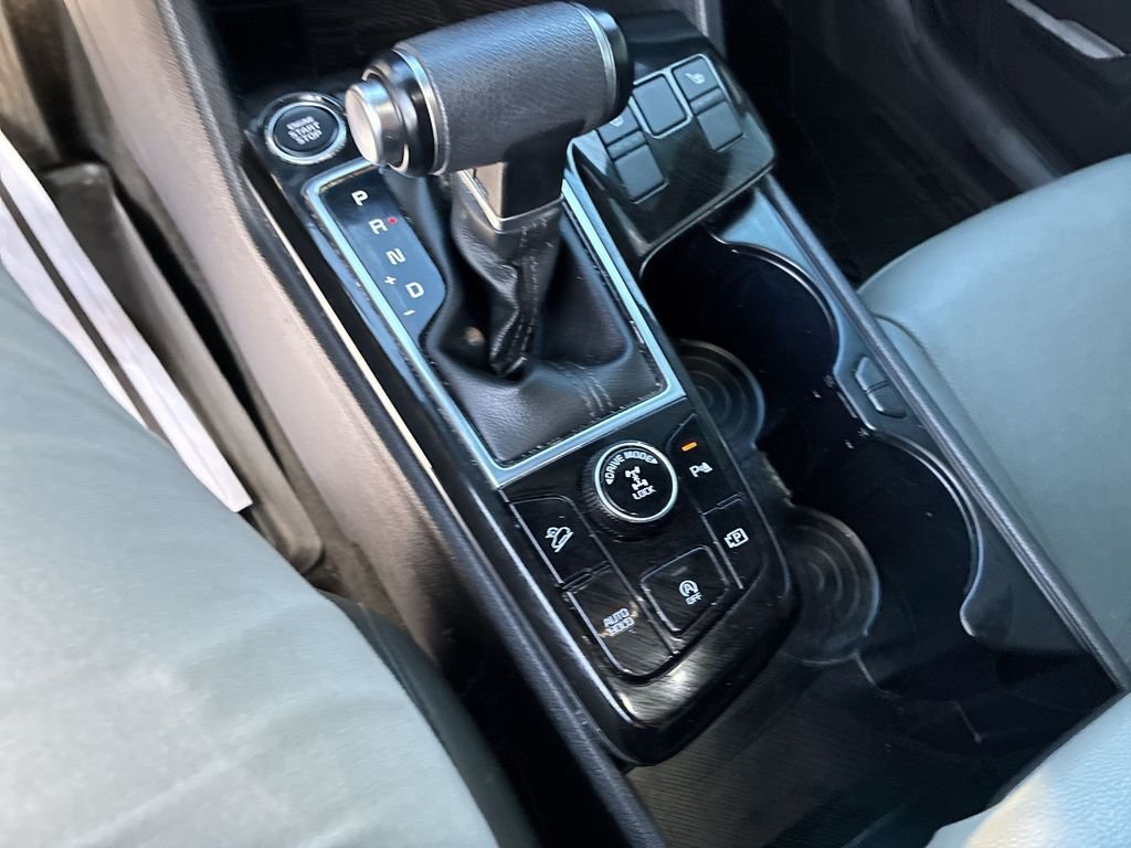 Used 2023 Black Kia X-Line image 18