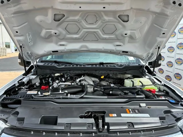 New 2026 Oxford White Ford Lariat image 16