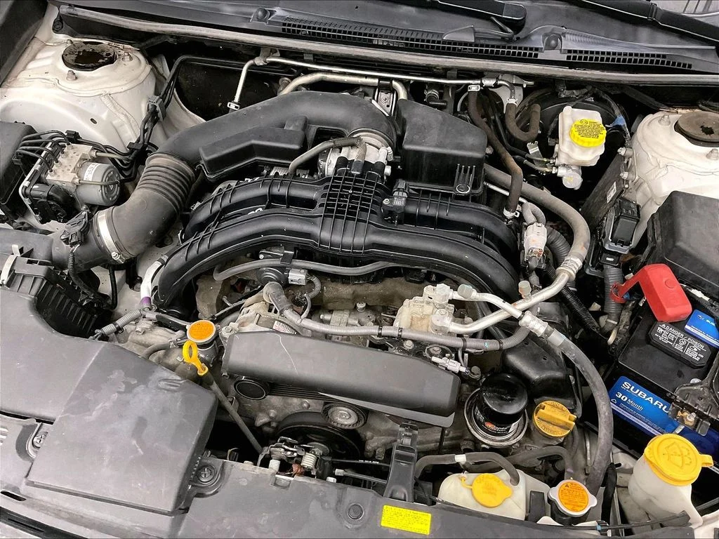 Used 2018 White Subaru 2.0i Premium image 39